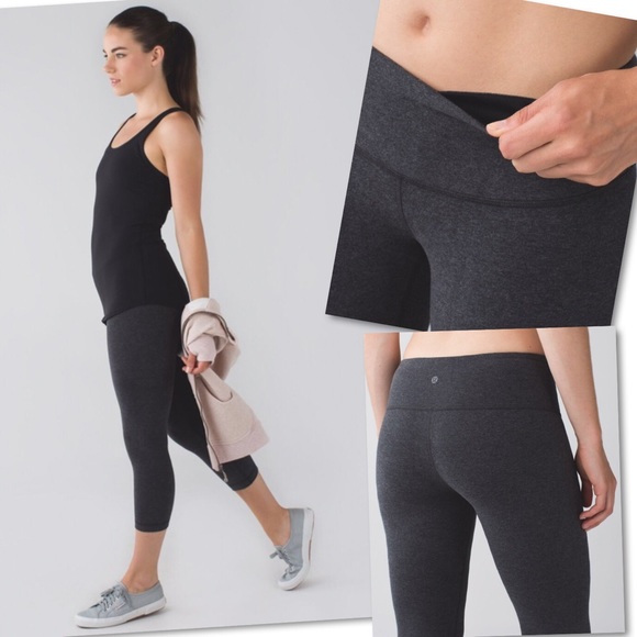 lululemon athletica Pants - LULULEMON HEATHERED BLACK WUNDER UNDER CROP SZ 4